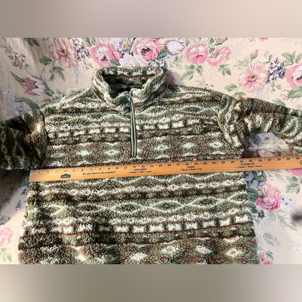 Cozy Green Patterned pullover Jacket - Picture 9 of 12